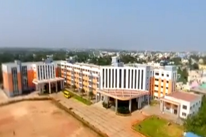 https://cache.careers360.mobi/media/colleges/social-media/media-gallery/7692/2018/10/5/Campus View of RAAK College of Engineering and Technology Puducherry_Campus-View.PNG